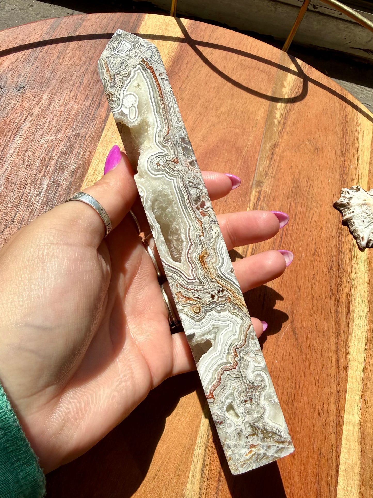 CRAZY LACE AGATE TOWER