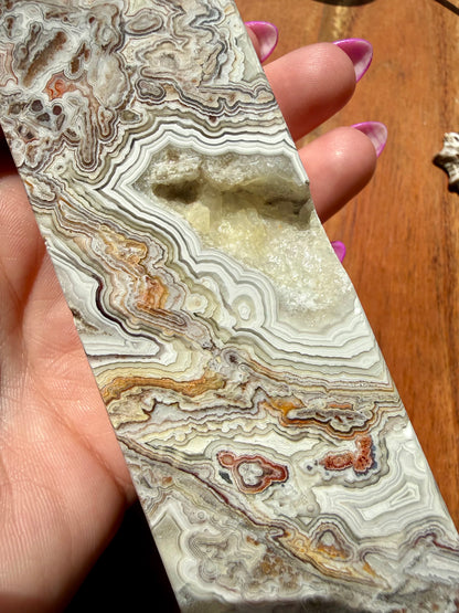 CRAZY LACE AGATE TOWER