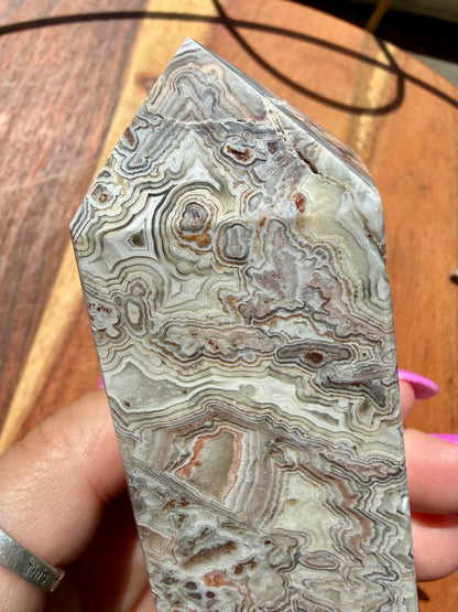 CRAZY LACE AGATE TOWER