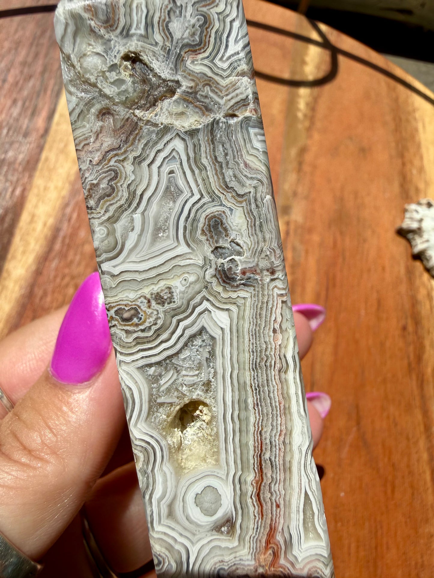 CRAZY LACE AGATE TOWER