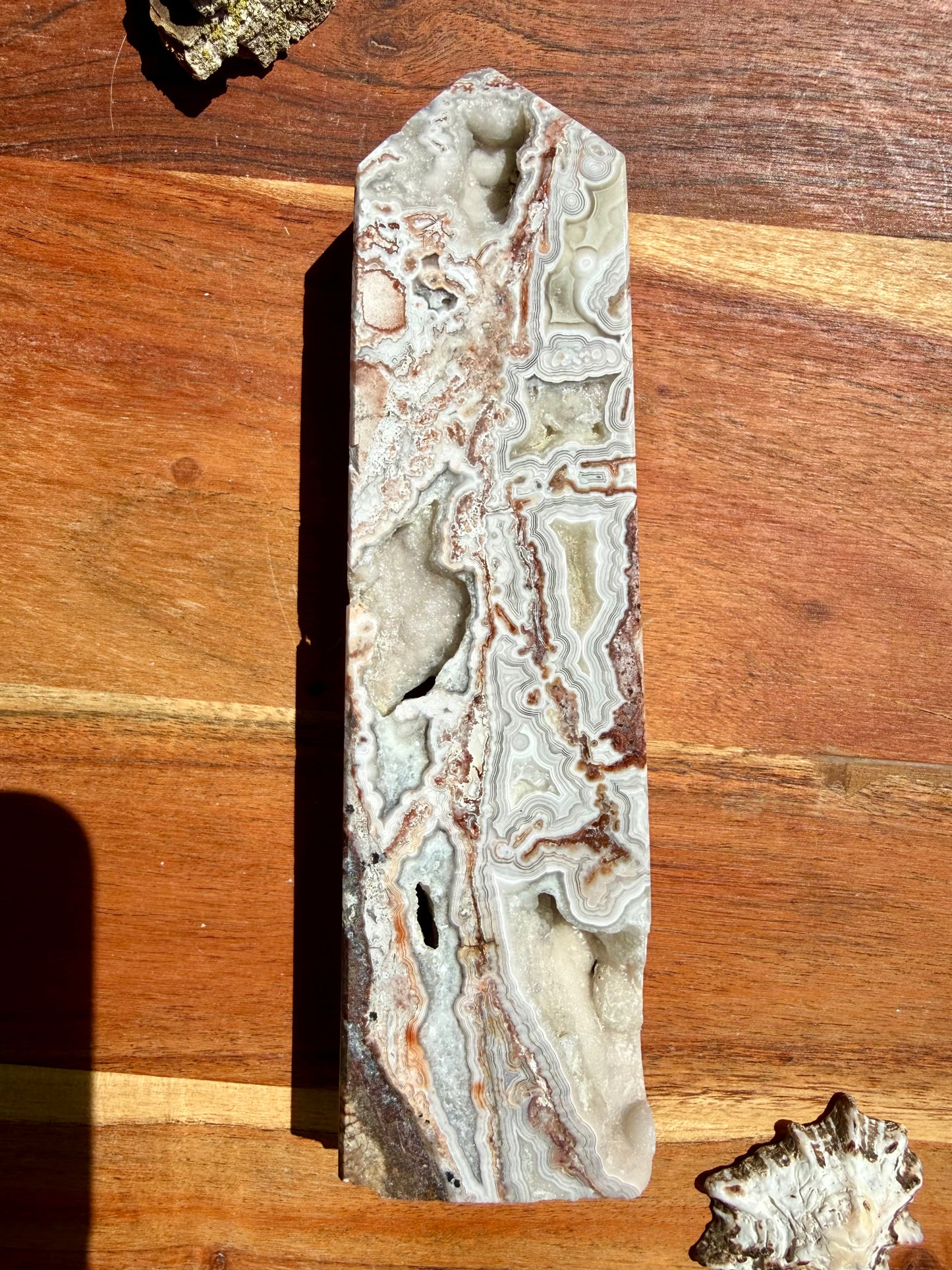 CRAZY LACE AGATE TOWER