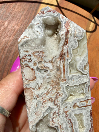 CRAZY LACE AGATE TOWER