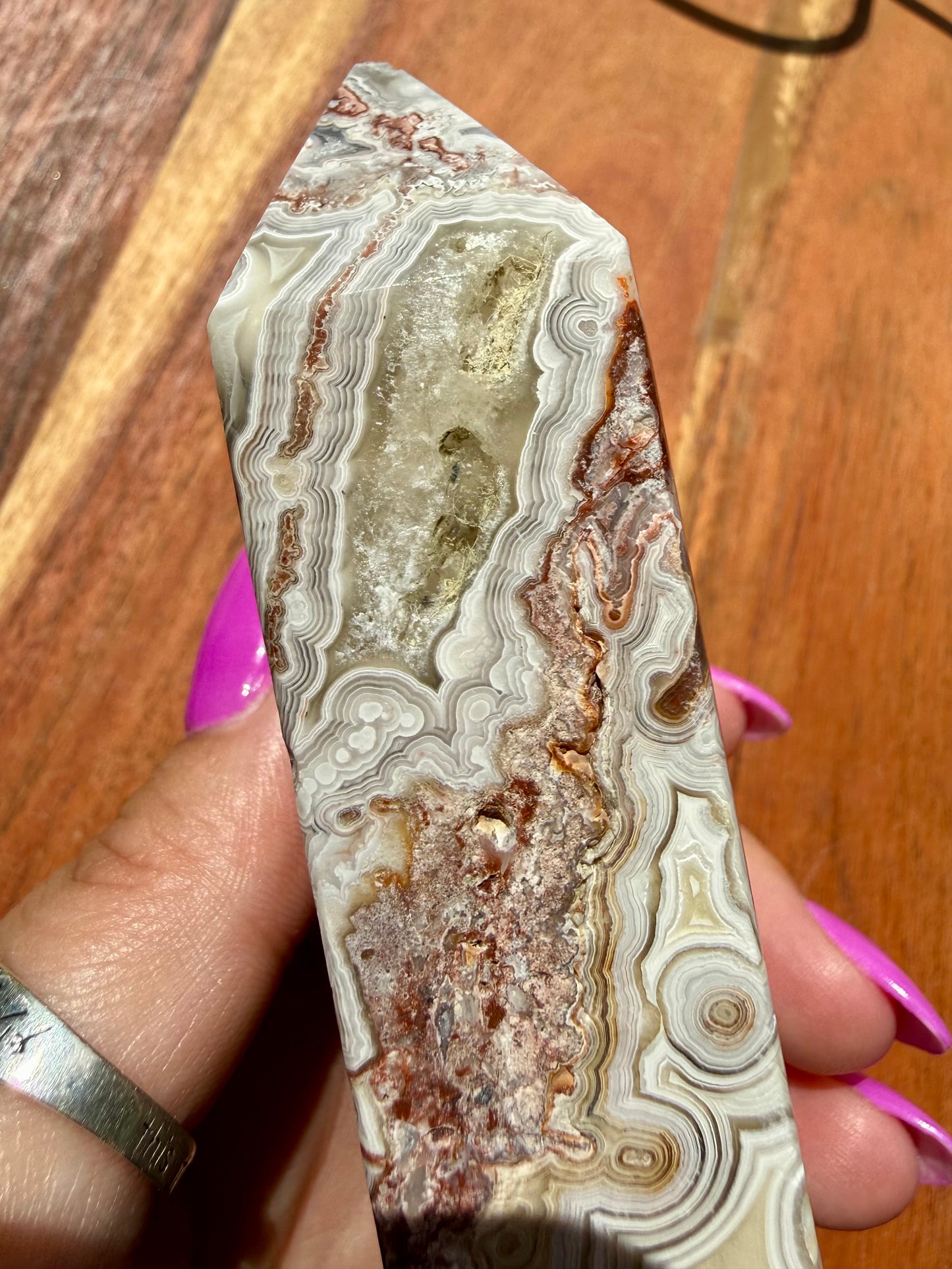 CRAZY LACE AGATE TOWER