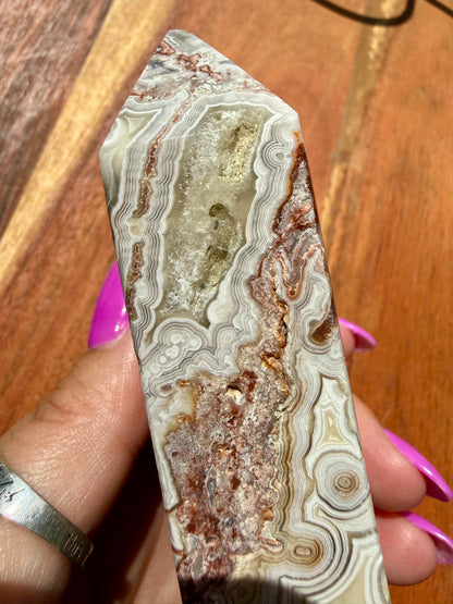 CRAZY LACE AGATE TOWER