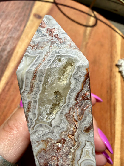 CRAZY LACE AGATE TOWER