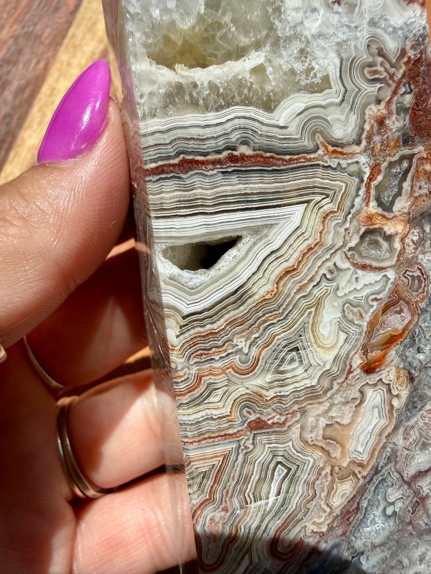 CRAZY LACE AGATE TOWER