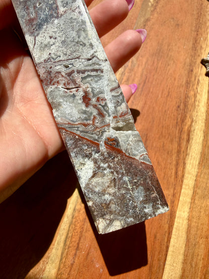 CRAZY LACE AGATE TOWER