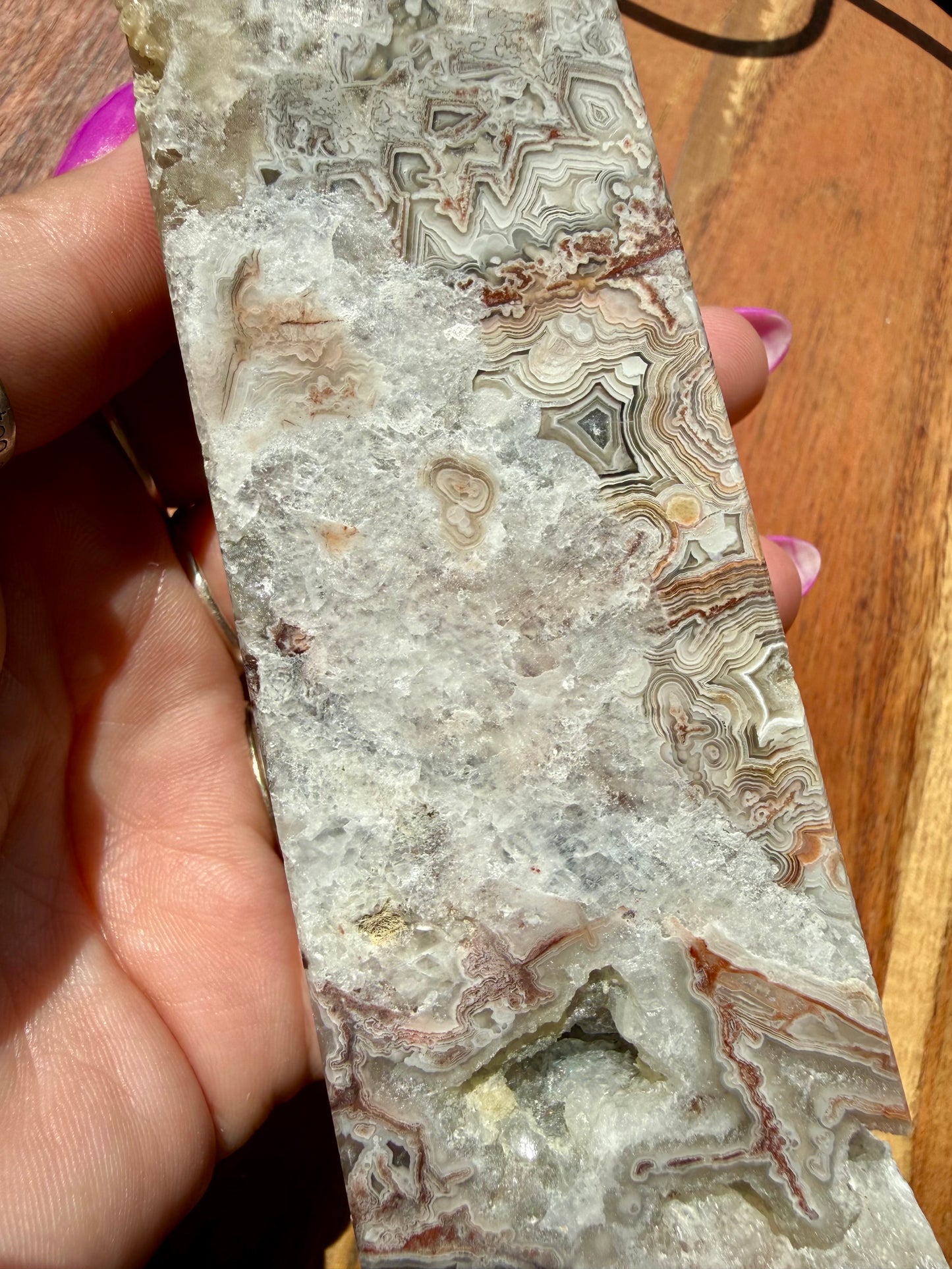 CRAZY LACE AGATE TOWER