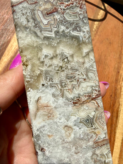 CRAZY LACE AGATE TOWER