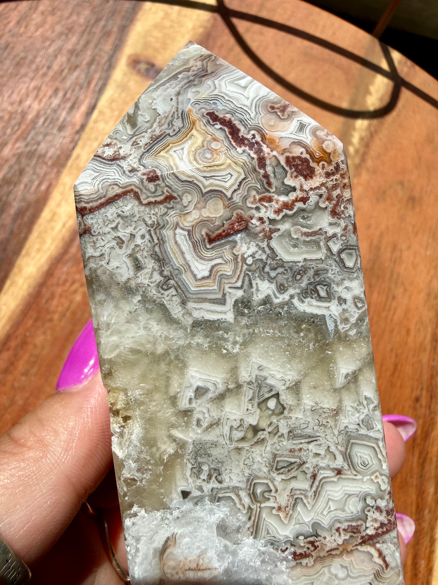 CRAZY LACE AGATE TOWER