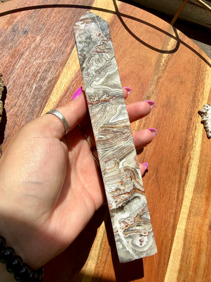 CRAZY LACE AGATE TOWER
