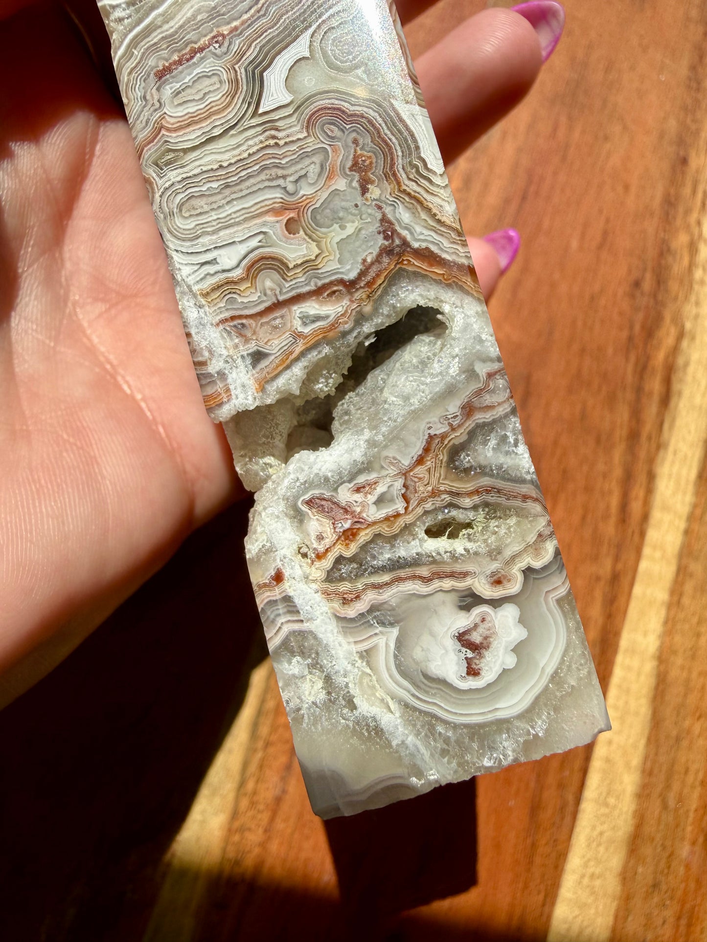 CRAZY LACE AGATE TOWER