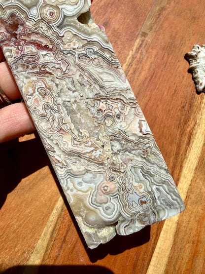 CRAZY LACE AGATE TOWER