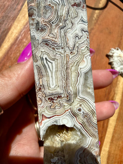 CRAZY LACE AGATE TOWER