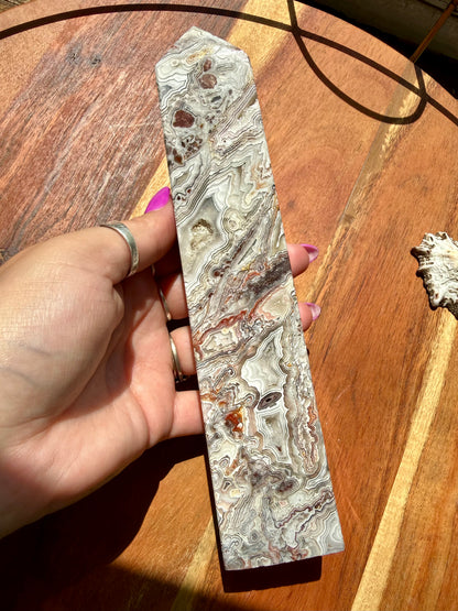 CRAZY LACE AGATE TOWER