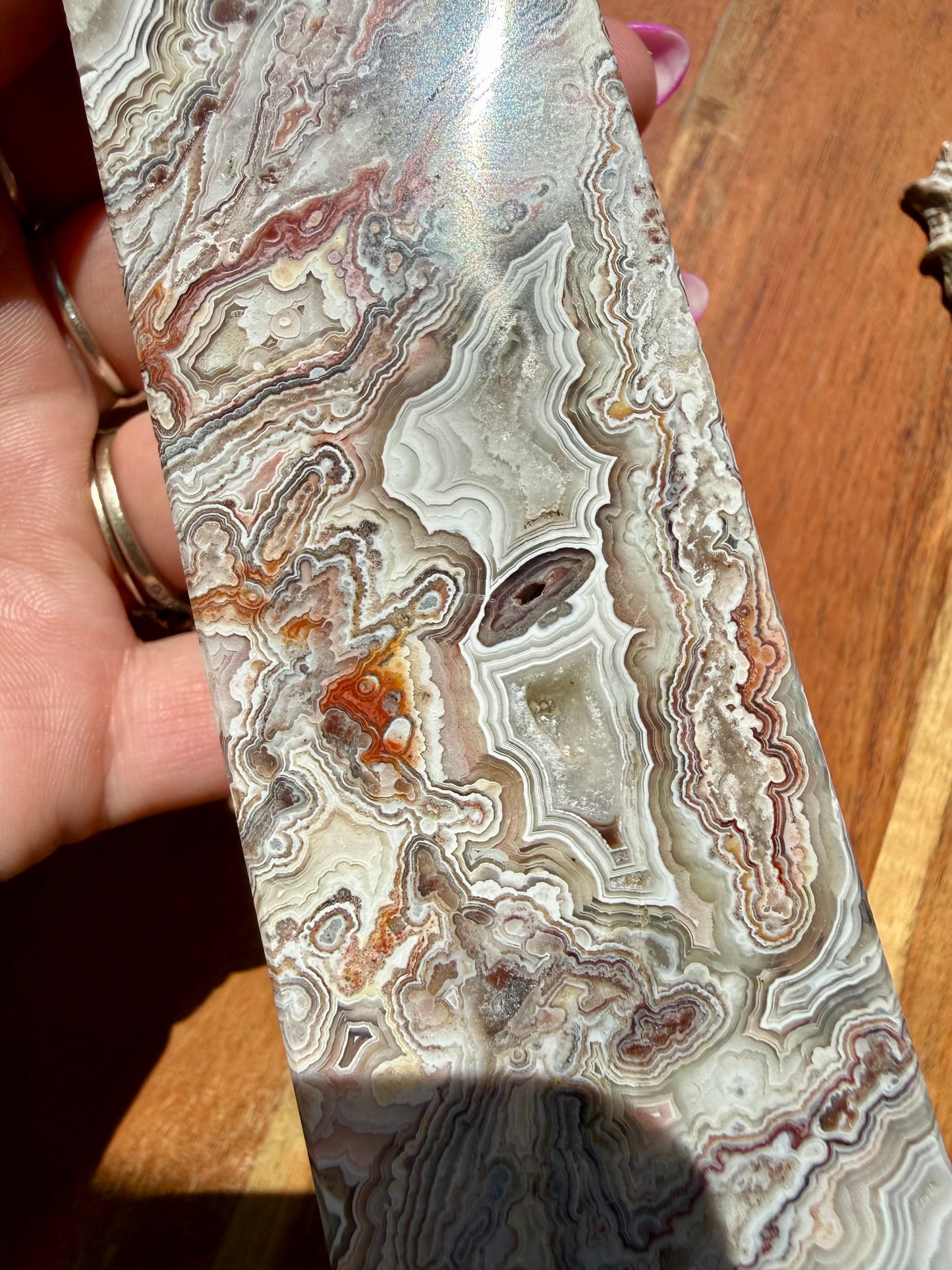 CRAZY LACE AGATE TOWER