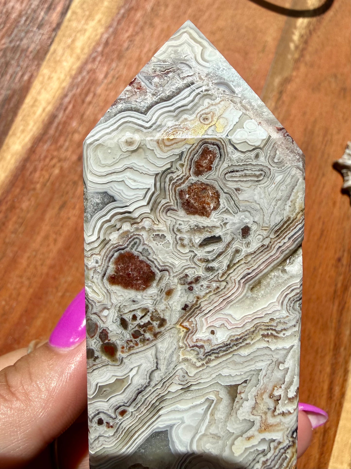 CRAZY LACE AGATE TOWER