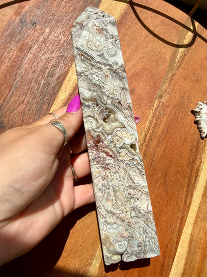 CRAZY LACE AGATE TOWER