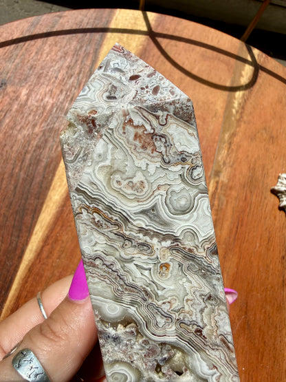 CRAZY LACE AGATE TOWER