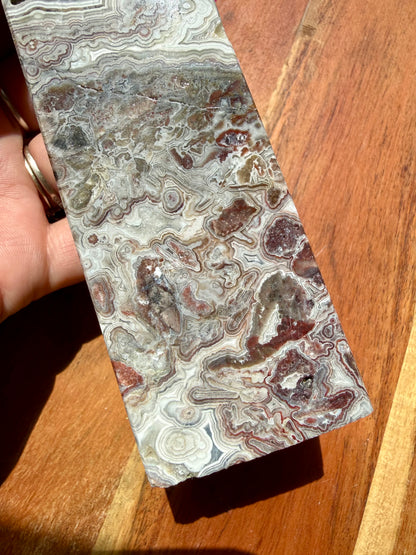 CRAZY LACE AGATE TOWER