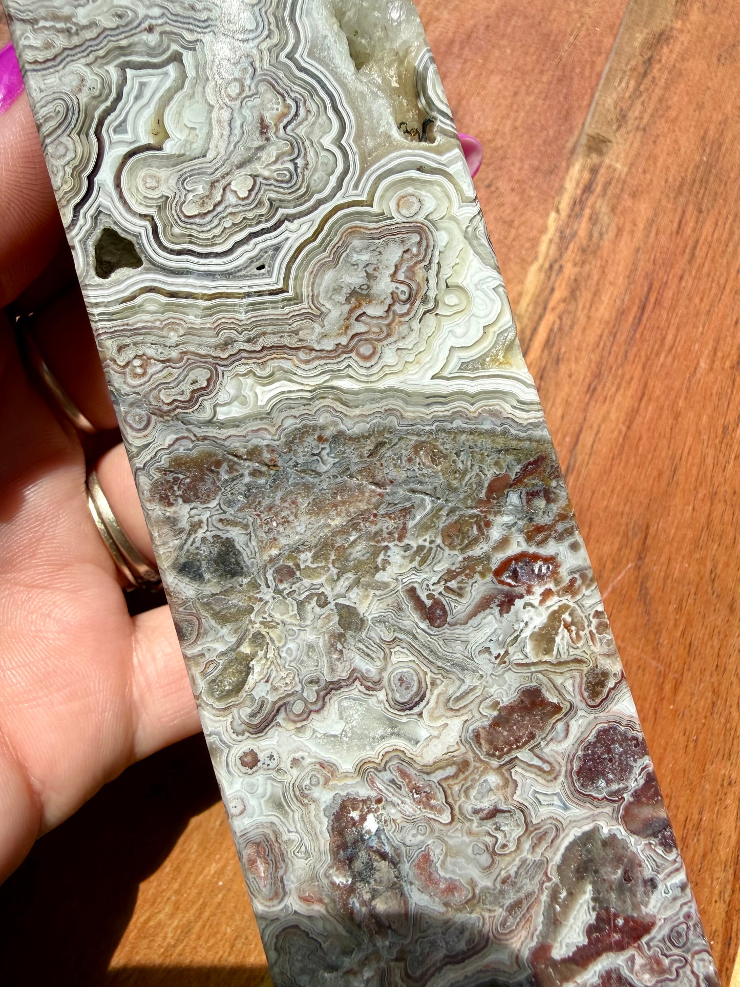 CRAZY LACE AGATE TOWER
