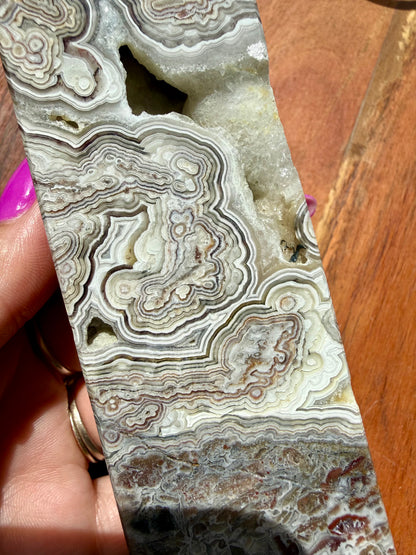 CRAZY LACE AGATE TOWER