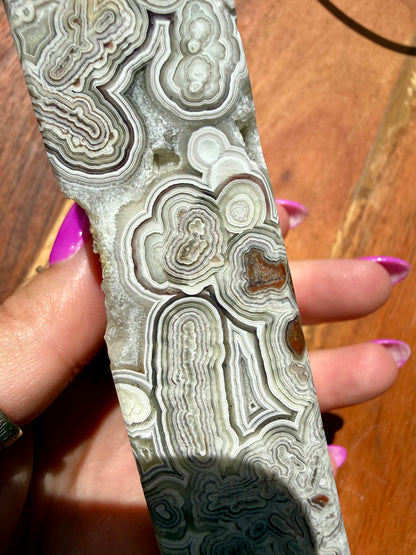 CRAZY LACE AGATE TOWER