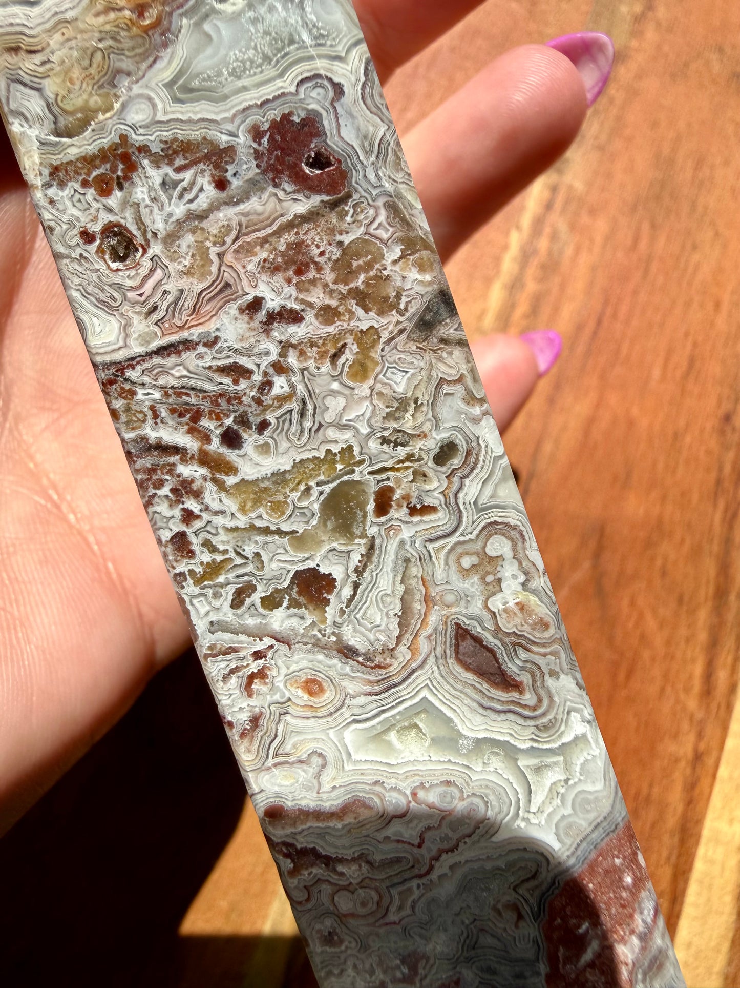CRAZY LACE AGATE TOWER