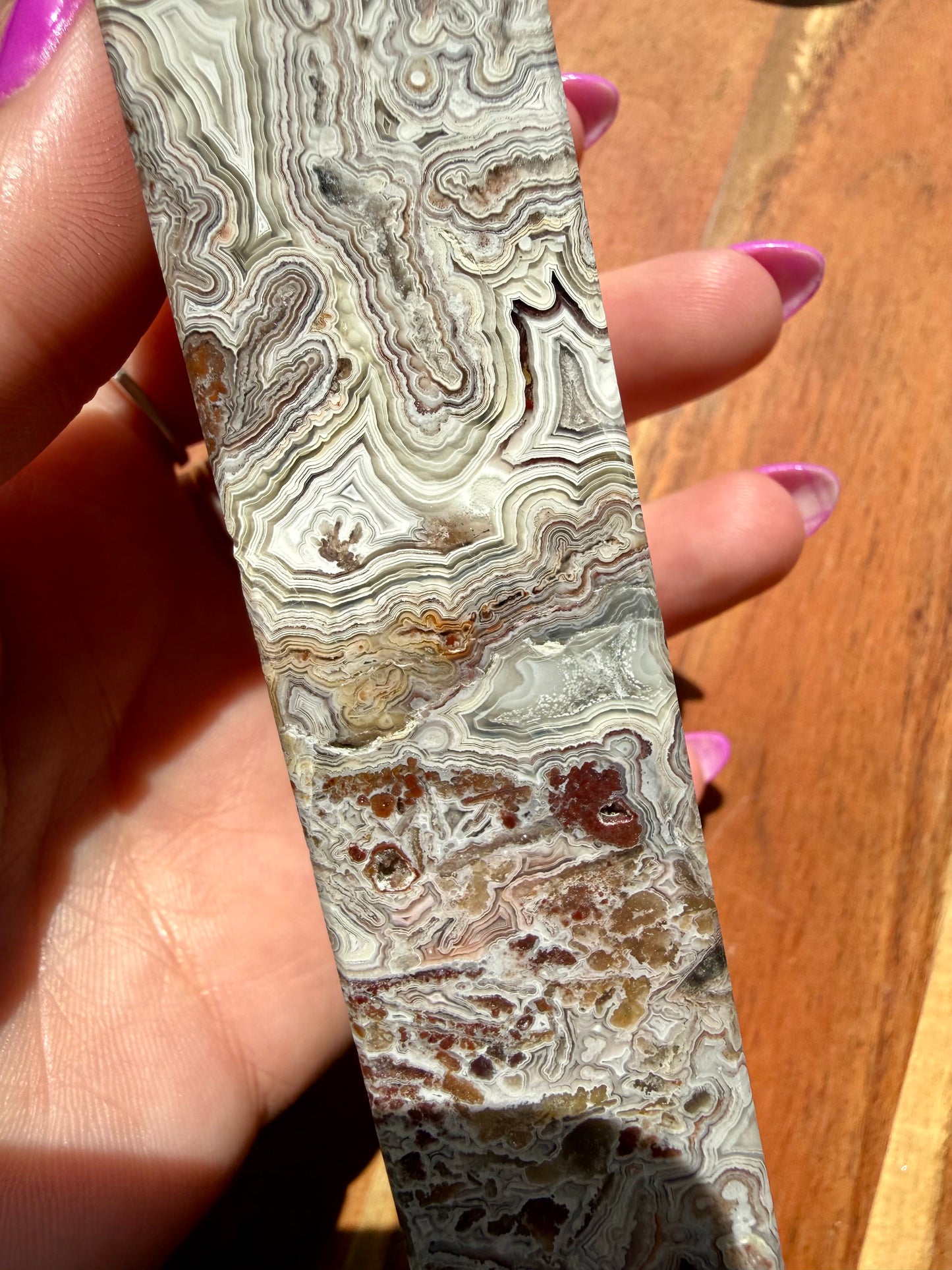 CRAZY LACE AGATE TOWER
