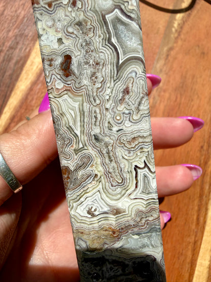 CRAZY LACE AGATE TOWER