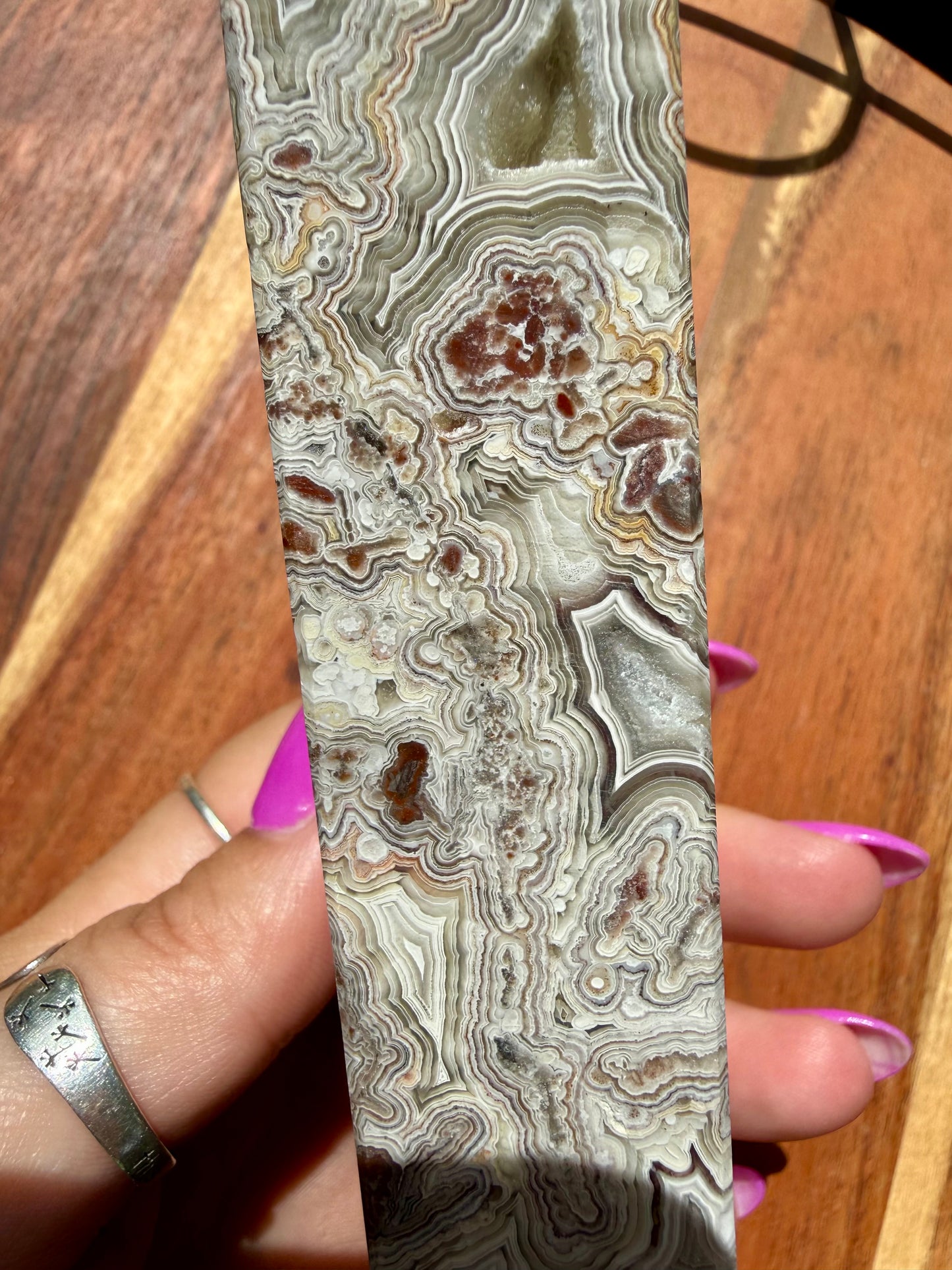 CRAZY LACE AGATE TOWER