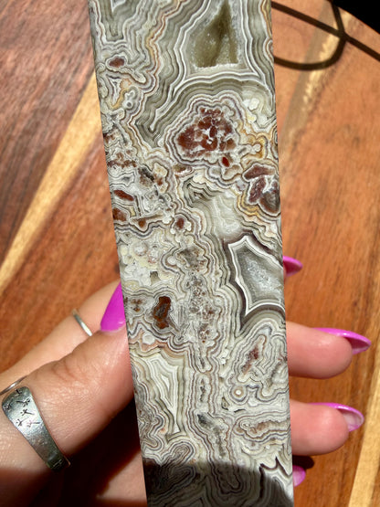 CRAZY LACE AGATE TOWER