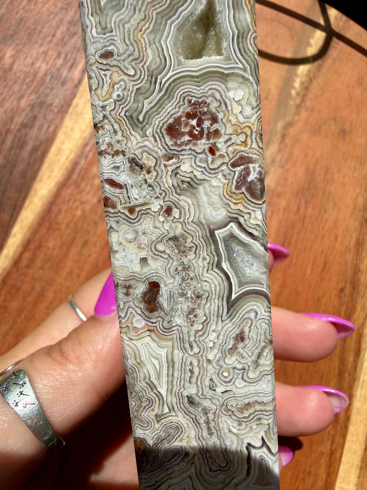 CRAZY LACE AGATE TOWER