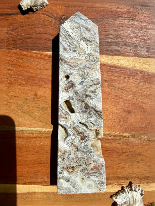 CRAZY LACE AGATE TOWER