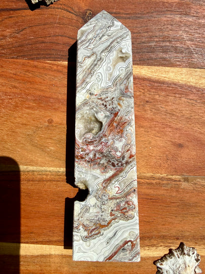 CRAZY LACE AGATE TOWER
