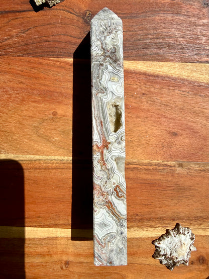 CRAZY LACE AGATE TOWER