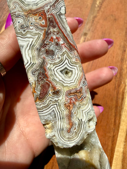 CRAZY LACE AGATE TOWER