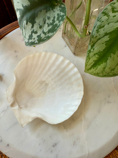 VINTAGE FRENCH BAKING SHELL DISH