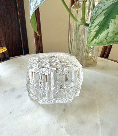 VINTAGE CRYSTAL GLASS TRINKET BOX