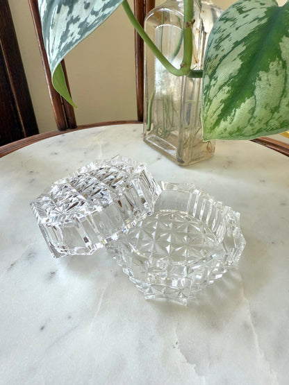 VINTAGE CRYSTAL GLASS TRINKET BOX