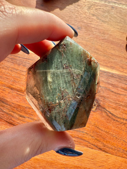 GARDEN QUARTZ FREEFORM