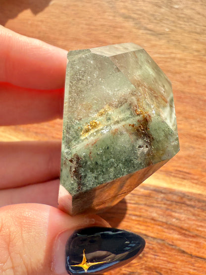 GARDEN QUARTZ FREEFORM