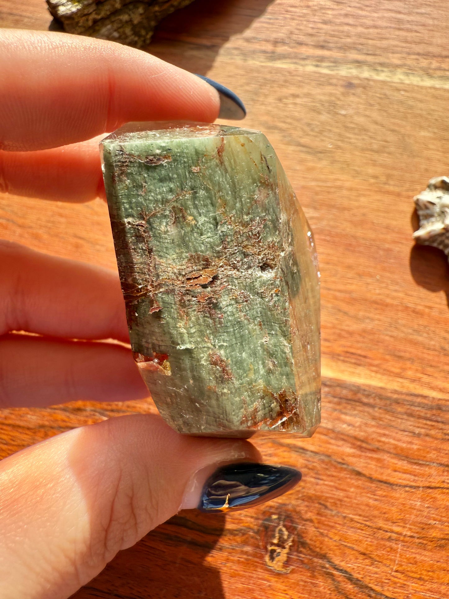 GARDEN QUARTZ FREEFORM