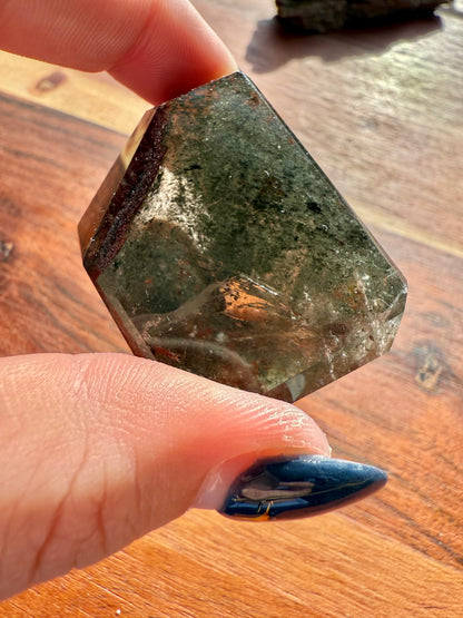 GARDEN QUARTZ FREEFORM