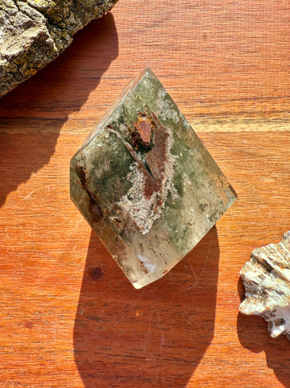GARDEN QUARTZ FREEFORM