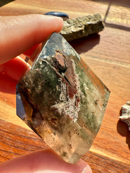 GARDEN QUARTZ FREEFORM