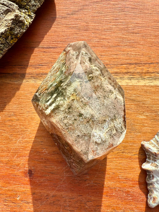 GARDEN QUARTZ FREEFORM