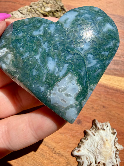 MOSS AGATE HEART