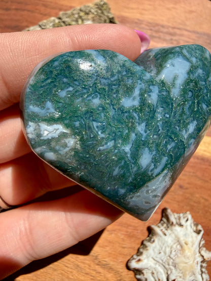 MOSS AGATE HEART