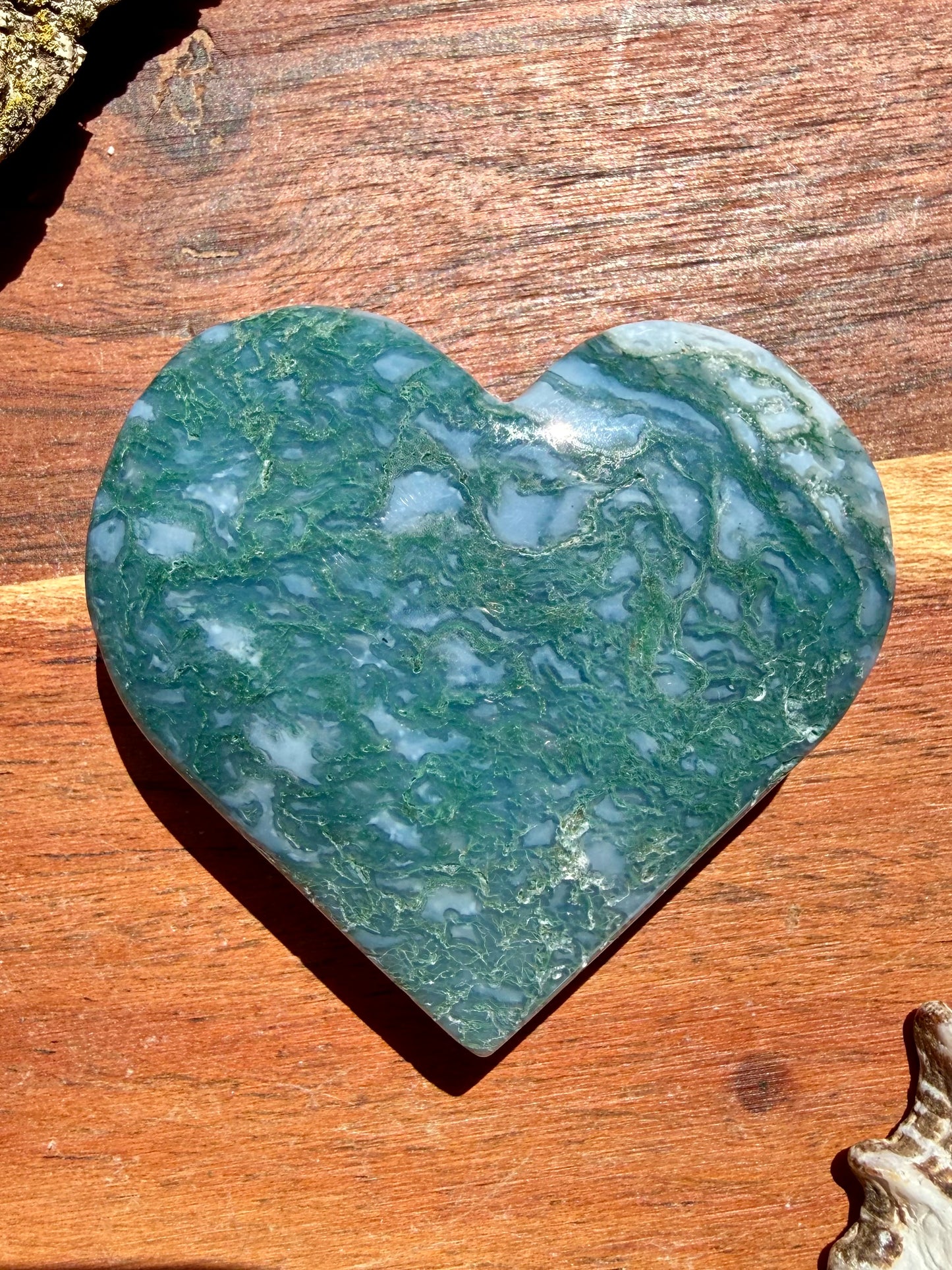 MOSS AGATE HEART